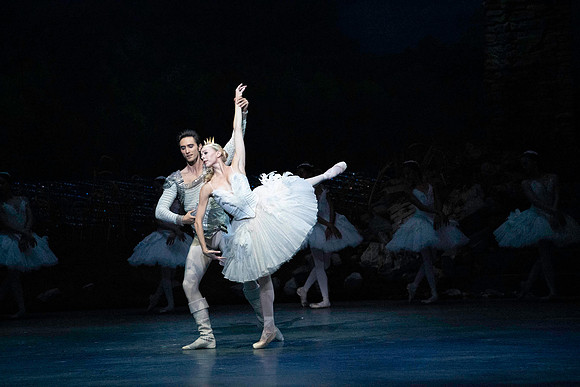 20240417_Swan_Lake_Act 4_2_Cast_DSC2997.ARW