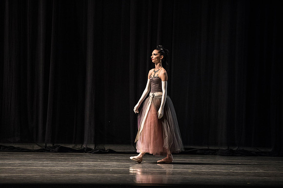 20180405_La Valse_Balanchine_Ravel__73A4108