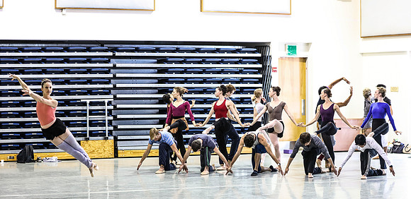 20150821_Year_of_The_Rabbit_Justin_Peck_Rehersal_075A3706