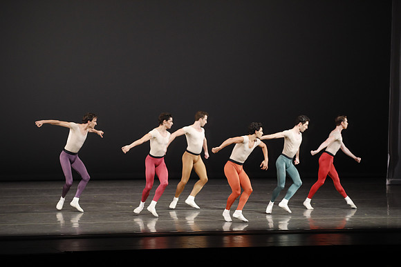 20170113_Glass_Pieces_Akhnaten_PR_MCB_Arsht_73A0740