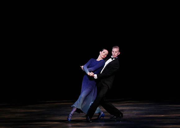 20150108_MCB_9_Sinatra_Dress_Hear_the_Dance_CG3P0443