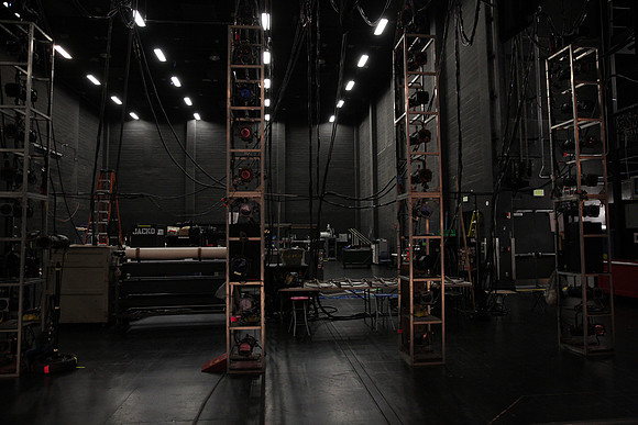 20151025_MCB_Back_Stage_2Cast_Arsht_IMG_7548