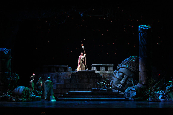 20150226_The_Pearl_Fisher_Act_39C7C1567
