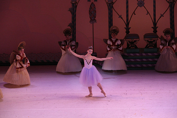 20141229_Nutcracker_WPB_Angels_CG3P0112