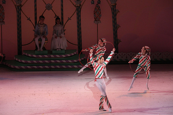 20141229_Nutcracker_WPB_Hoops_CG3P1401