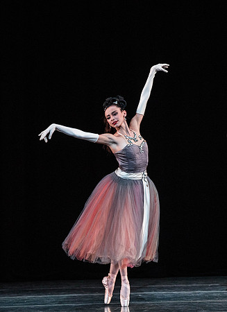 20180405_La Valse_Balanchine_Ravel__73A4311