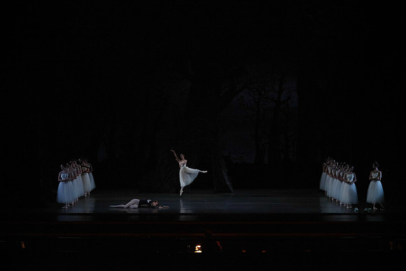 20161020_MCB_Giselle_Act1_DRSH_75A1802