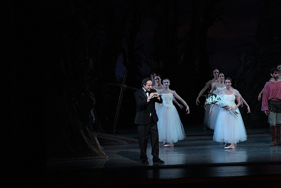 20161021_MCB_Giselle_Act2_Preformance_Arsht_9C7C0110