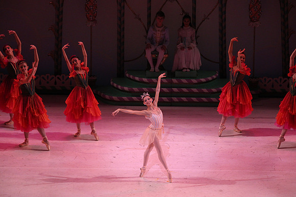 20141229_Nutcracker_WPB_Flowers__CG3P2240