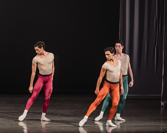 20170113_Glass_Pieces_Akhnaten_PR_MCB_Arsht_73A0693