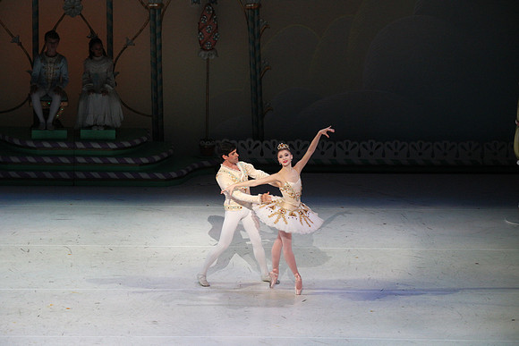 20141229_Nutcracker_WPB_PasDeDeux_CG3P3028