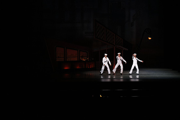 20151022_MCB_Fancy_Free_Warmup_Stage_Arsht_75A5282