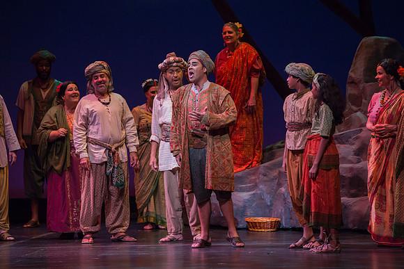 20150226_The_Pearl_Fisher_Act_29C7C0679