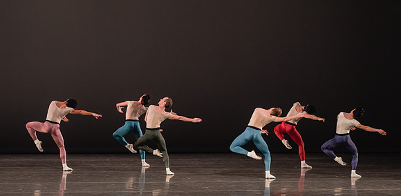 20170113_Glass_Pieces_Akhnaten_PR_MCB_Arsht_73A1069
