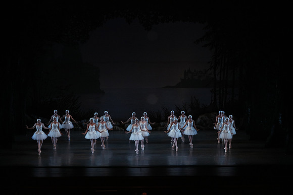 20151022_MCB_Swan_Lake_DR_WD_Arsht__75A6654