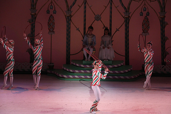 20141229_Nutcracker_WPB_Hoops_CG3P1430
