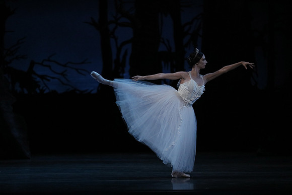 20161020_MCB_Giselle_Act2_DRDA_Arsht_73A6034