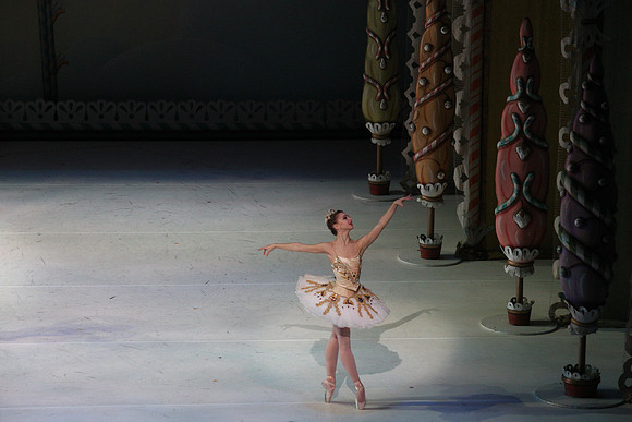 20141229_Nutcracker_WPB_PasDeDeux_CG3P2982