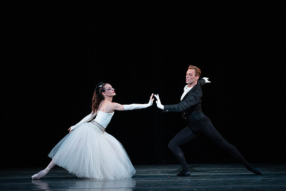 20180405_La Valse_Balanchine_Ravel__73A4792