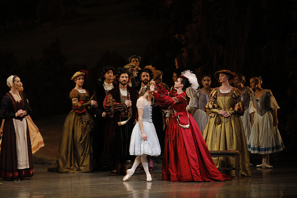 20161021_MCB_Giselle_Act1_Preformance_Arsht_73A0036