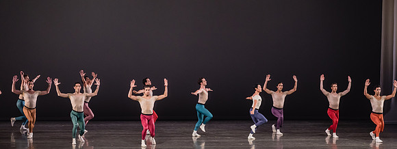 20170113_Glass_Pieces_Akhnaten_PR_MCB_Arsht_73A0969