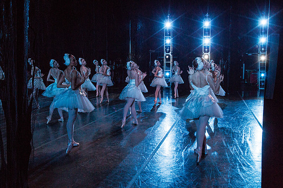 20151022_MCB_Back_Stage_Arsht_L1B6139