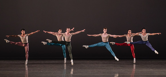20170113_Glass_Pieces_Akhnaten_PR_MCB_Arsht_73A1072