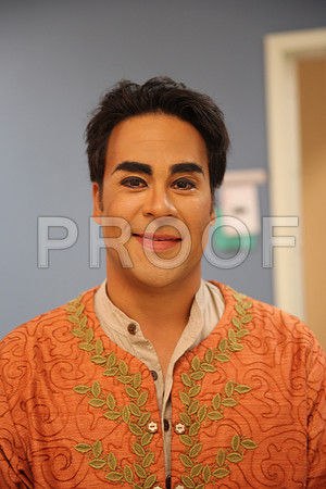 20150226_The_Pearl_Fisher_Backstage_Makeup_9C7C0512