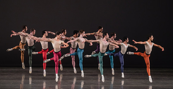 20170113_Glass_Pieces_Akhnaten_PR_MCB_Arsht_73A1235