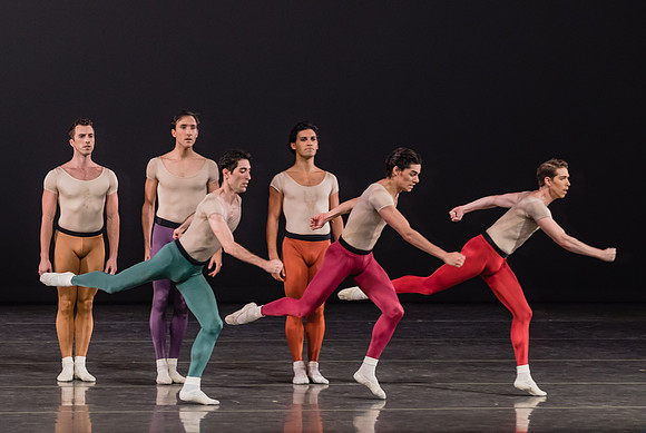 20170113_Glass_Pieces_Akhnaten_PR_MCB_Arsht_73A0895