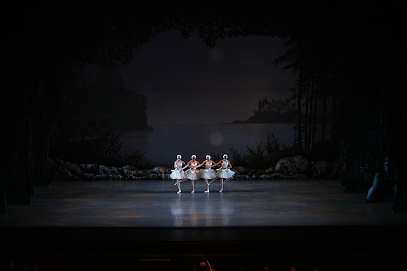 20151022_MCB_Swan_Lake_DR_WD_Arsht__75A7723