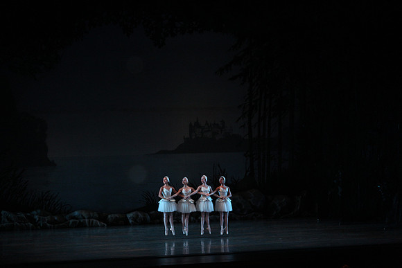 20151025_MCB_Swan_Lake_2Cast_Arsht_IMG_0008