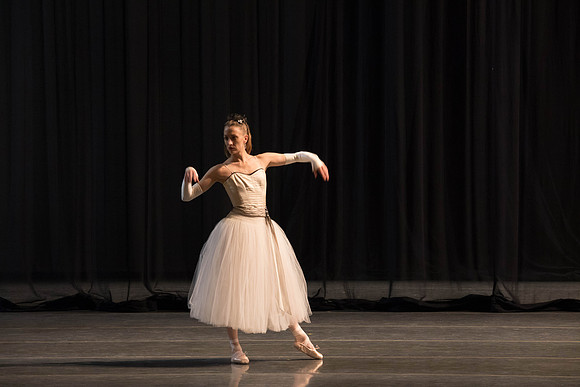 20180406_La_Valse_Motion_Blur_Balanchine_73A6910