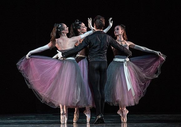 20180405_La Valse_Balanchine_Ravel__73A4493