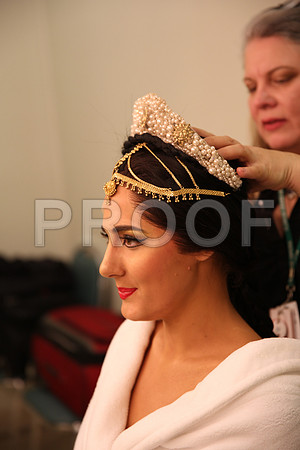 20150226_The_Pearl_Fisher_Backstage_Makeup_9C7C0486