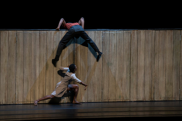 20170223_Alvin_Ailey_Walking_Mad_PR_Closeup_G3P1505