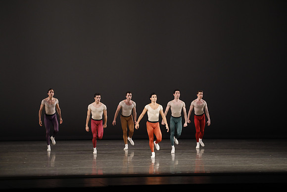 20170113_Glass_Pieces_Akhnaten_PR_MCB_Arsht_73A0780
