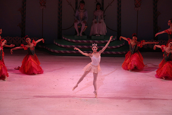 20141229_Nutcracker_WPB_Flowers__CG3P2223