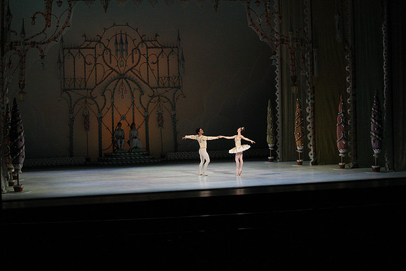 20141223_Nutcracker_ARTC_Pasdedeux_AL1B5738