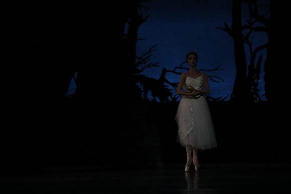 20161020_MCB_Giselle_Act2_DRDA_Arsht_73A5960
