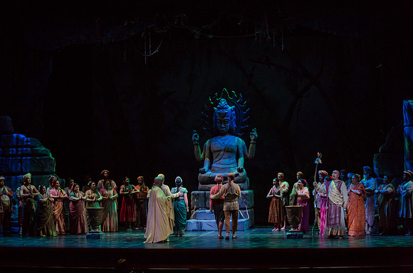 20150226_The_Pearl_Fisher_Act_39C7C2954
