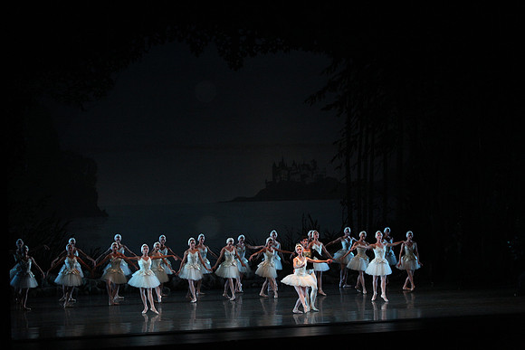 20151025_MCB_Swan_Lake_2Cast_Arsht_IMG_1511