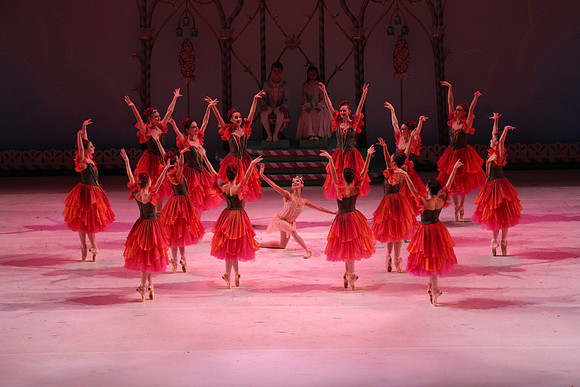 20141229_Nutcracker_WPB_Flowers__CG3P2065
