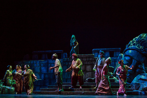 20150226_The_Pearl_Fisher_Act_39C7C2225