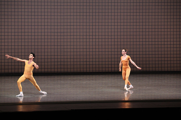 20170114_Glass_Pieces_Preformance_Saturday_Chase_Lauren_MCB_9C7C0060