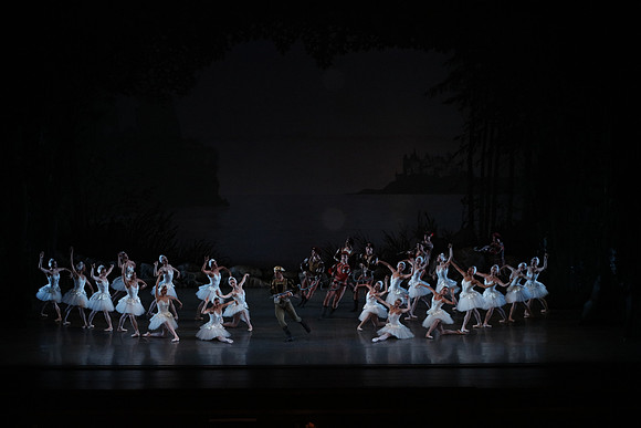20151022_MCB_Swan_Lake_DR_WD_Arsht__75A6776