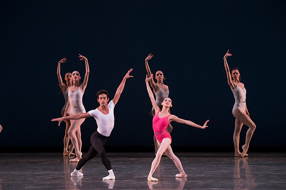 20150108_MCB_SI3M_Dress_Hear_the_Dance_CG3P0302