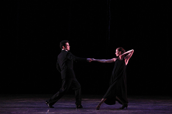 20150108_MCB_9_Sinatra_Dress_Hear_the_Dance_CG3P2225
