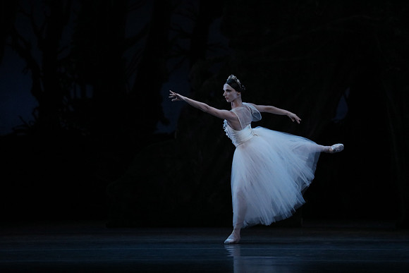 20161020_MCB_Giselle_Act2_DRDA_Arsht_73A6024