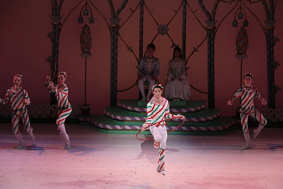 20141229_Nutcracker_WPB_Hoops_CG3P1428